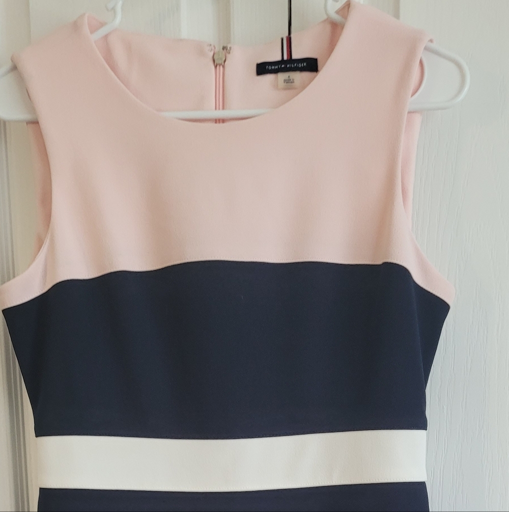 SZ 6 Tommy Hilfiger Blush and Navy Midi Dress
